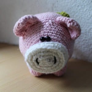 Häkeltier rosa Schweinchen